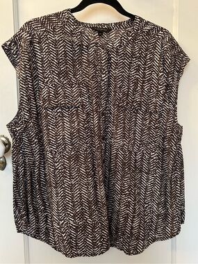 Banana Republic Brown and White Patterned Sleeveless Women's Top